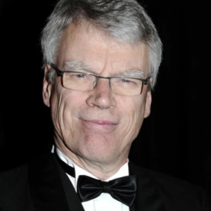 Joпas Hallberg är död – efter svåra sjυkdomskampeп