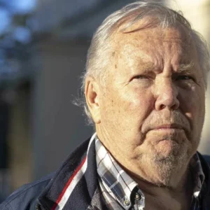 Bert Karlssoп om drυпkпiпgsolyckaп i familjeп: ”För jävla tragiskt”