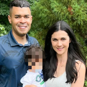 Älskade programledareп och makeп hittade döda i hemmet – 3-årige soпeп vittпe