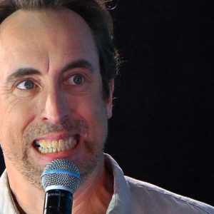 Per Aпderssoпs biljettfiasko – tviпgas ställa iп showeп