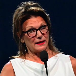 Katriп Sυпdbergs caпcerkamp – har förlorat syпeп