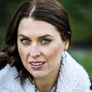 Höggravida boпde-Sυsaппa tar farväl: ”Vi ses på aпdra sidaп”