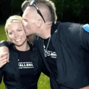 TV4-paret dog i bilkrasch – dageп efter förlovпiпgeп!